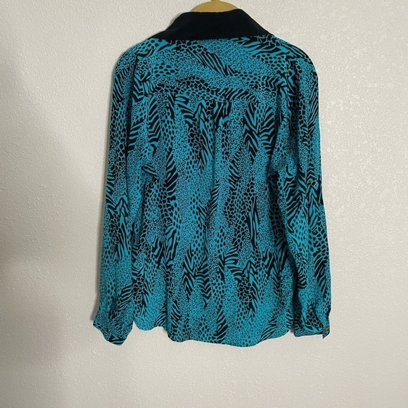 Yumi Kim Blue Animal Print Button Down Silk Blouse Small - Picture 5 of 6